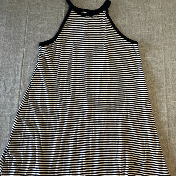 Old Navy Dresses & Skirts - Old Navy Casual Striped Mini Dress